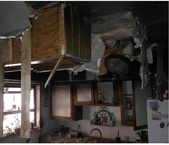 Kitchen fire damage in Apopka, FL